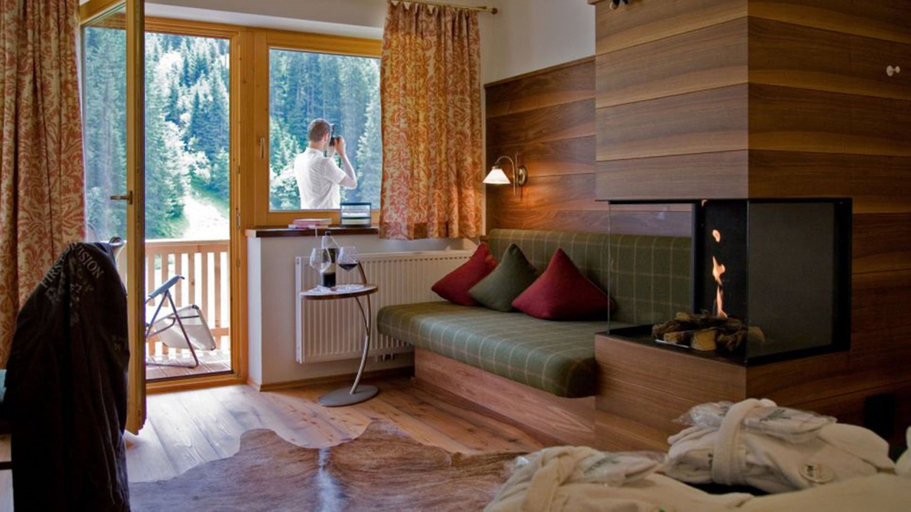 Bedroom 3, Hotel Tuxertal, Schwaz