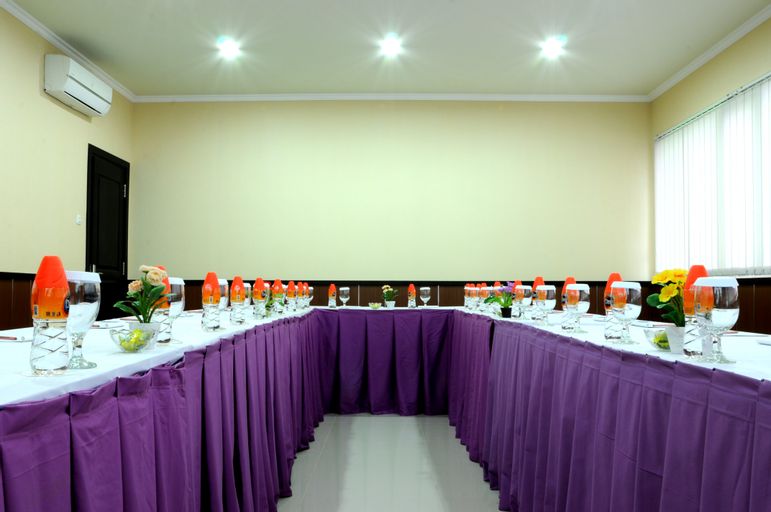 Maumu Hotel and Lounge, Surabaya