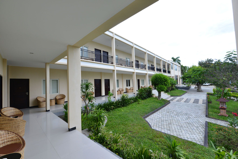 Amazing City Beach Resort Palu, Palu