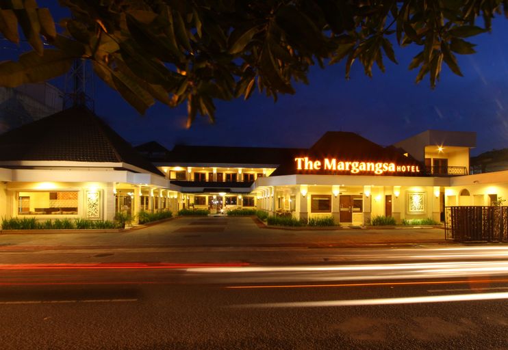 Exterior & Views 1, The Margangsa Hotel Solo, Solo