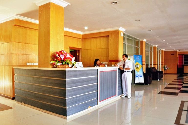 Sylvia Hotel Maumere, Sikka