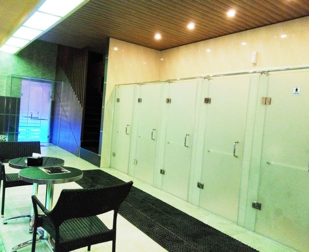 Bedroom 4, The L Hotel Entertainment, Batam