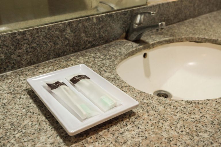 Bathroom 11
