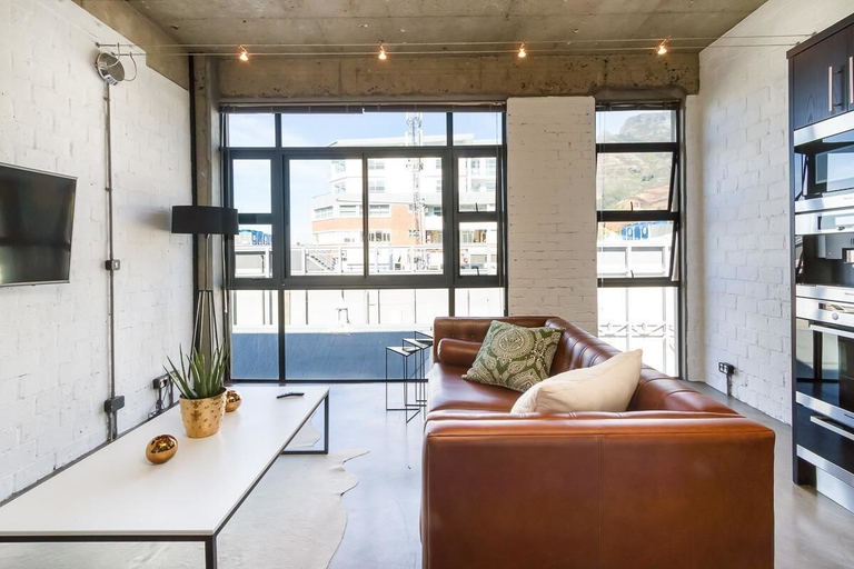 Others 5, Temple House, City of Cape Town