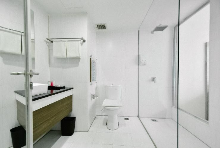 Bathroom 3