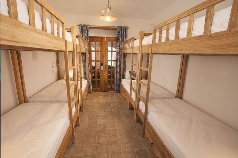 Bedroom 19