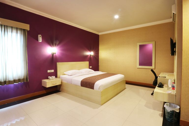 Bedroom 8