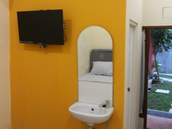 Bedroom 4, Beto Guesthouse, Sleman