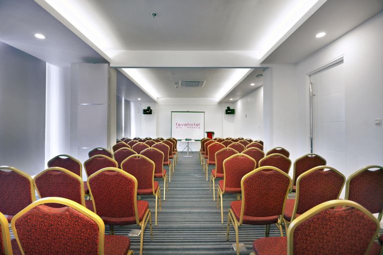 Business Facilities 15