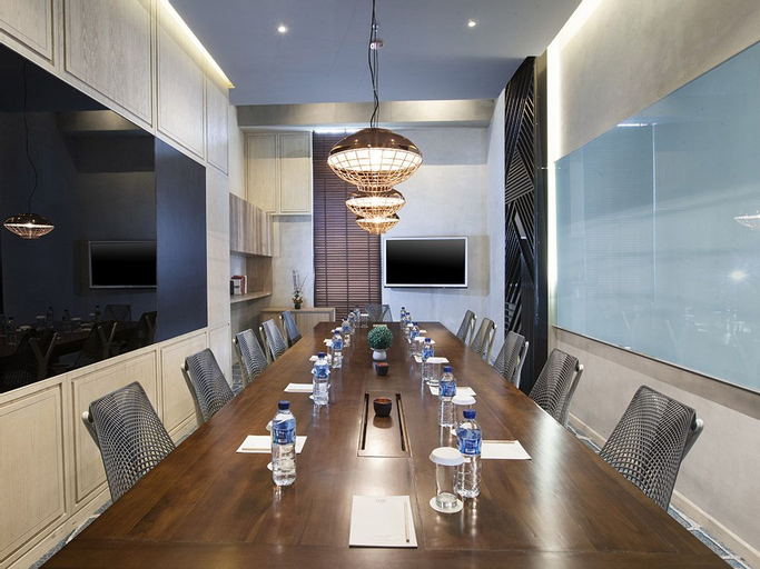 Dining Room 7
