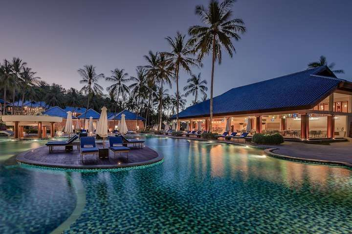 Swimming Pool 4