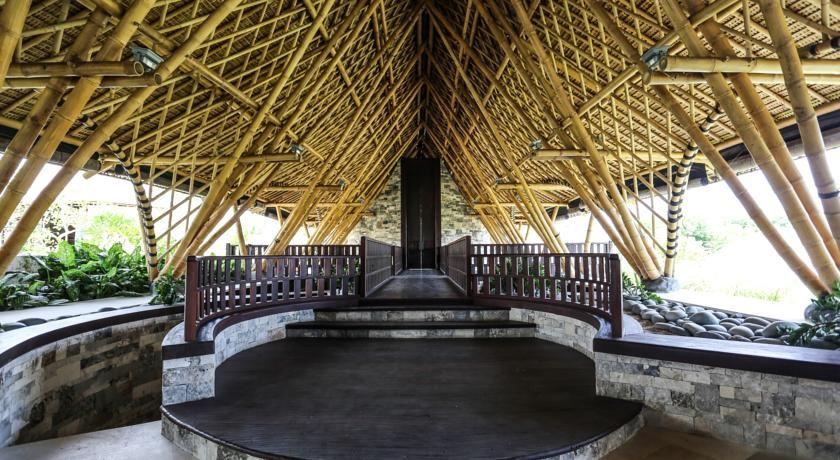 Public Area 4, Suarga Padang Padang, Badung