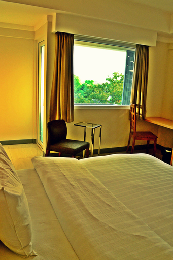 Bedroom 3, Orinko City Hotel, Medan