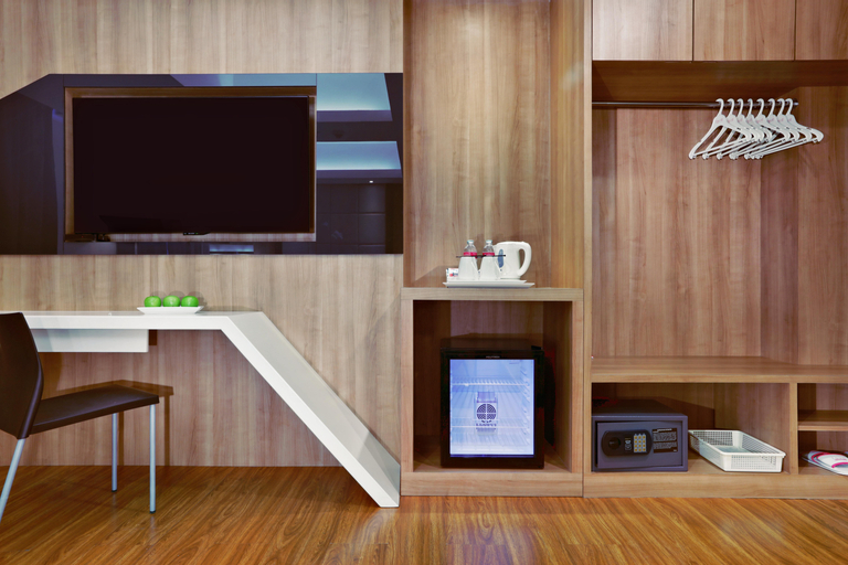 Bedroom 12