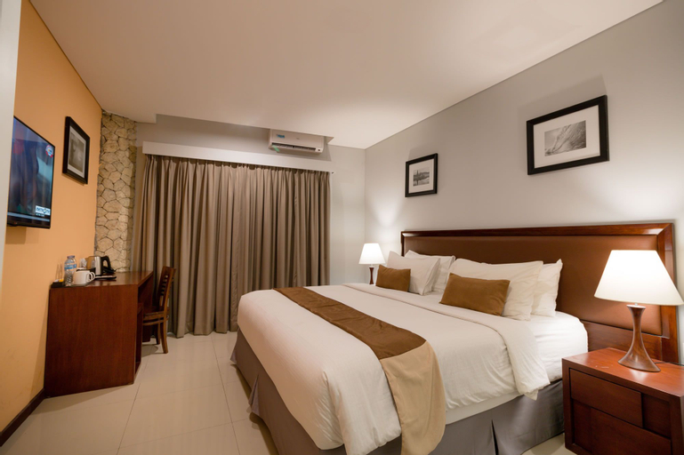 Bedroom 5, Kutabex Beach Front Hotel, Badung