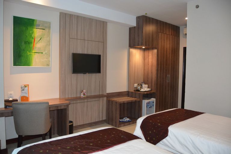 Bedroom 8