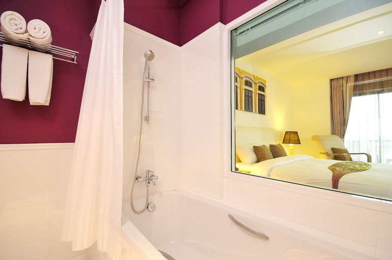 Bathroom 5, Navalai River Resort - SHA Extra Plus, Phra Nakhon