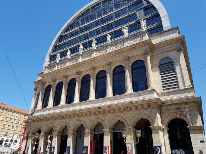 Exterior & Views 2, LOGE DE L'OPERA, Rhône