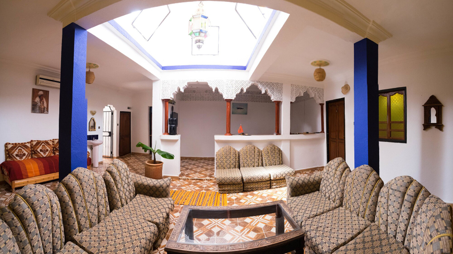 Public Area 2, Sunset Surfhouse - Hostel, Agadir-Ida ou Tanane