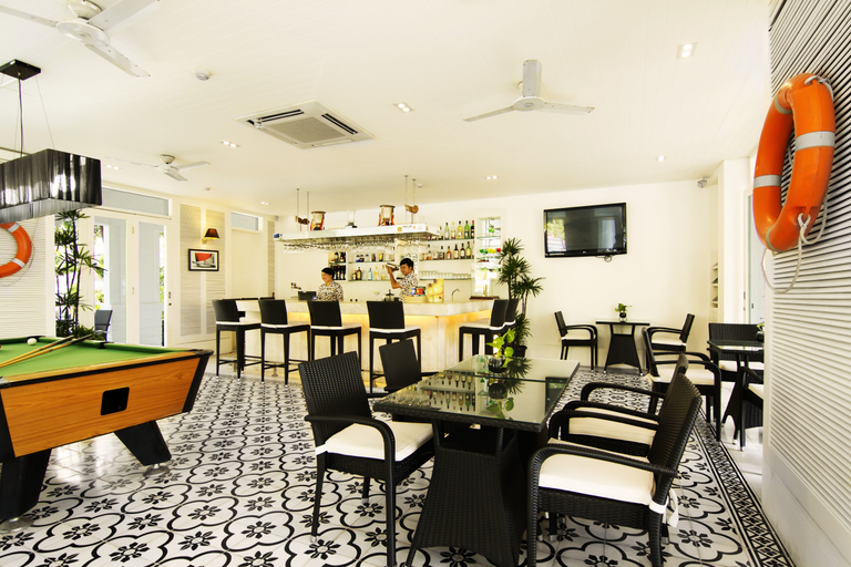 Food & Drinks 4, Nongsa Point Marina & Resort, Batam
