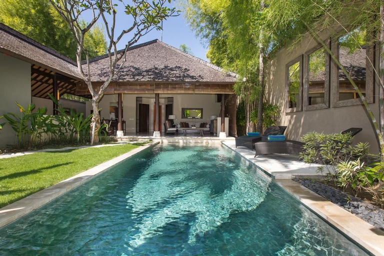 Swimming Pool 9