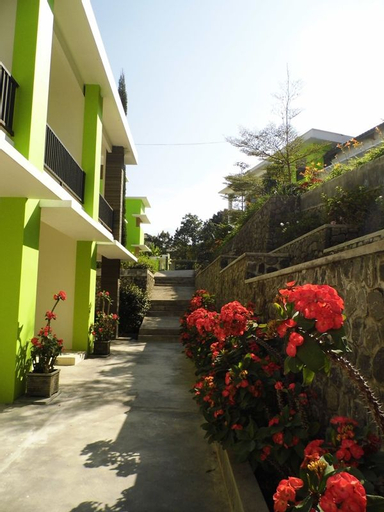 Exterior & Views 4, DeView Hotel Batu, Malang