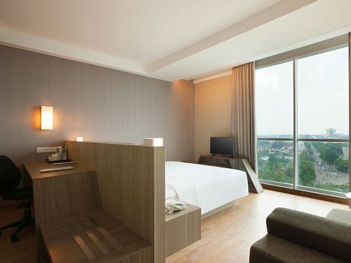 Bedroom 3, Hotel Santika Radial Palembang, Palembang