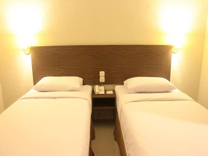 Bedroom 3, Artha Kencana Hotel Makassar, Makassar