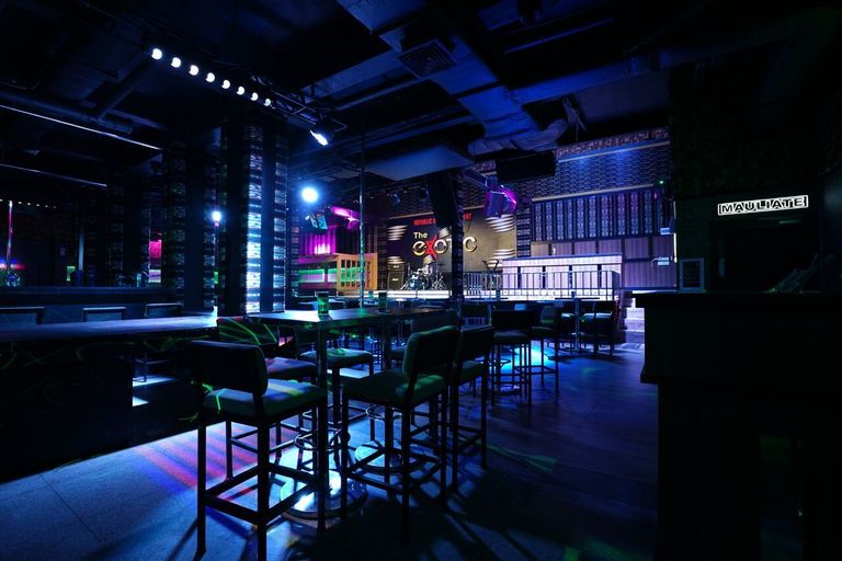 The L Hotel Entertainment, Batam