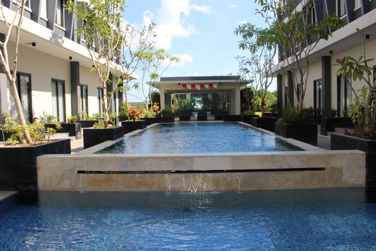 ILLIRA Lite Praya Lombok, Lombok