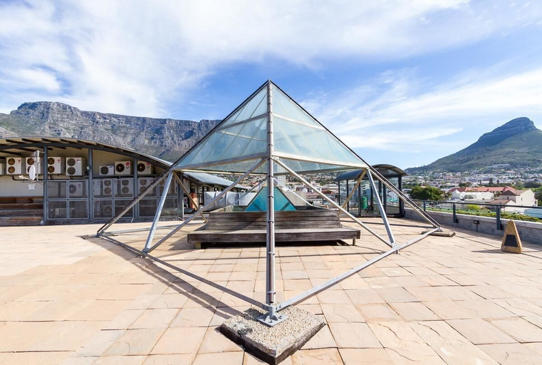 Others 4, Temple House, City of Cape Town
