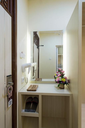 Bedroom 10