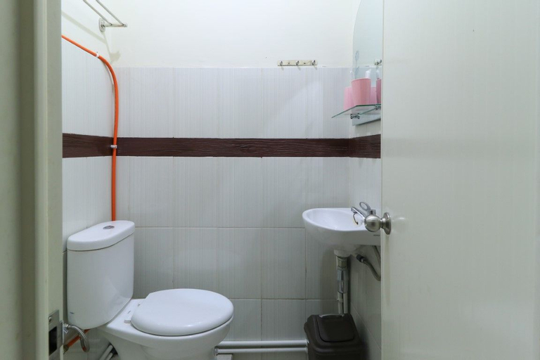 Bathroom 19