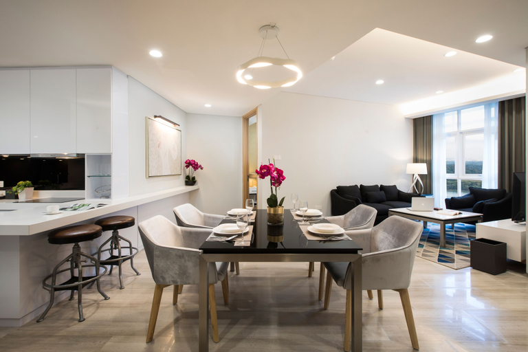 Dining Room 9