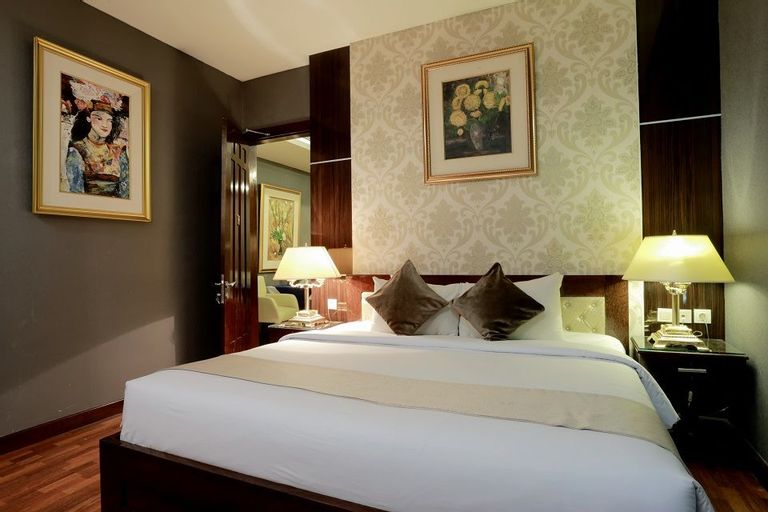 Bedroom 4, Sutan Raja Hotel Palu, Palu