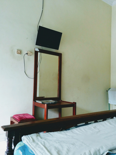 Bedroom 12