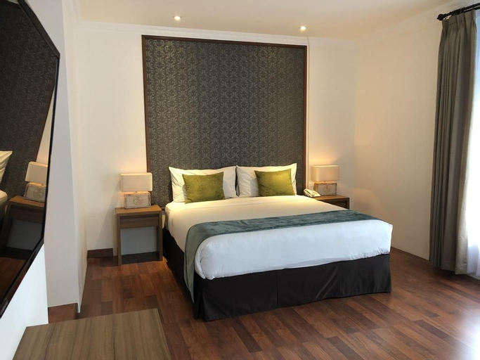 Bedroom 6