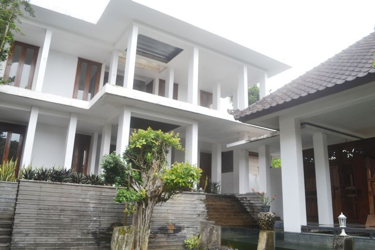 Blue Pacific Signature Rancamaya , Bogor