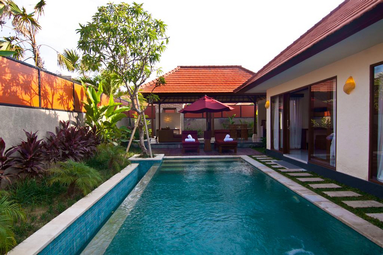 Swimming Pool 6