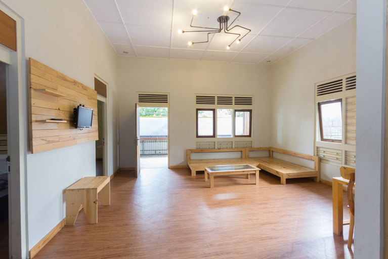Zaen Hotel Syariah Solo, Solo