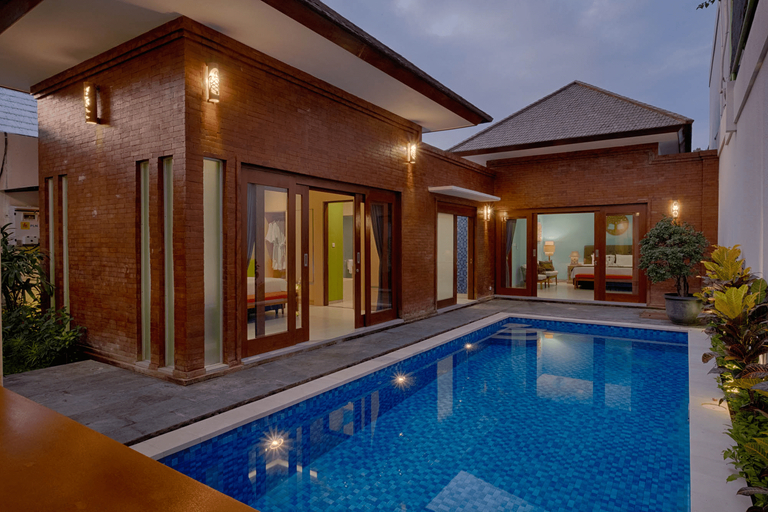 Swimming Pool 2