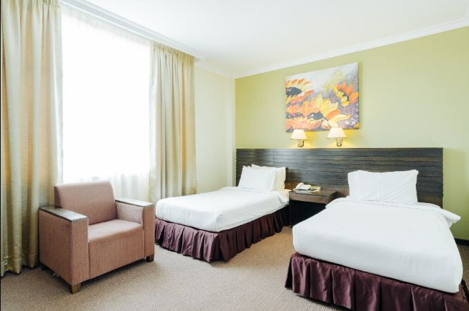 TH Hotel Penang, Barat Daya