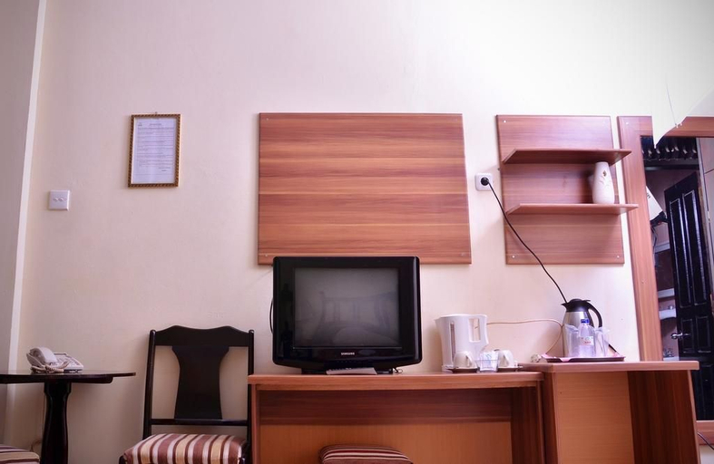 Bedroom 4, Nikita Hotel Bukittinggi, Bukittinggi