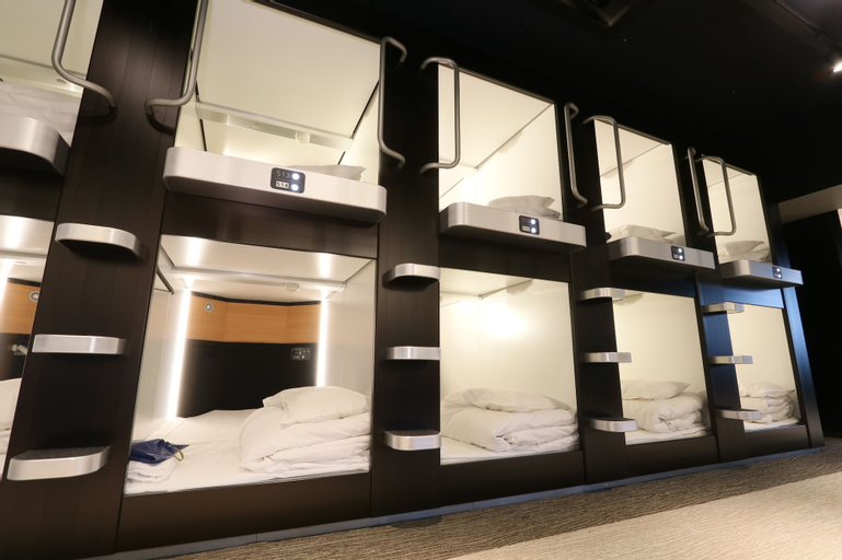 Bedroom 18
