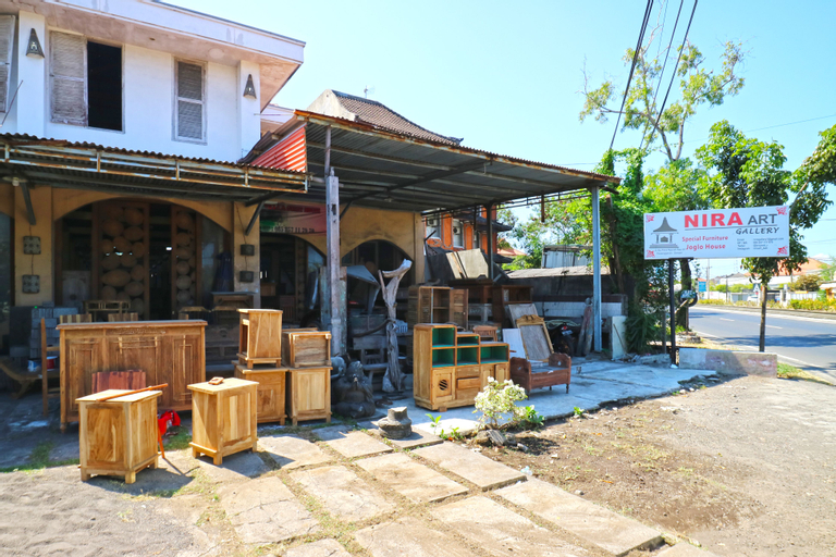 Exterior & Views 2, Nira Guest House, Denpasar