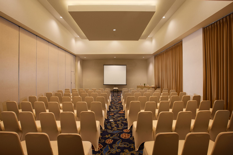 Business Facilities 13