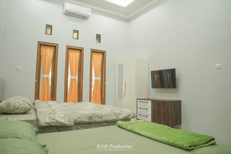 Bedroom 9