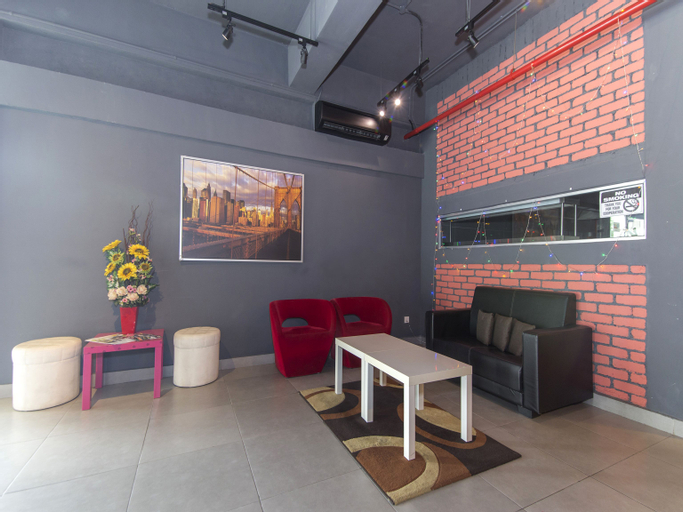 OYO 136 Manggis Inn Near RSU Kecamatan Taman Sari, Jakarta Barat