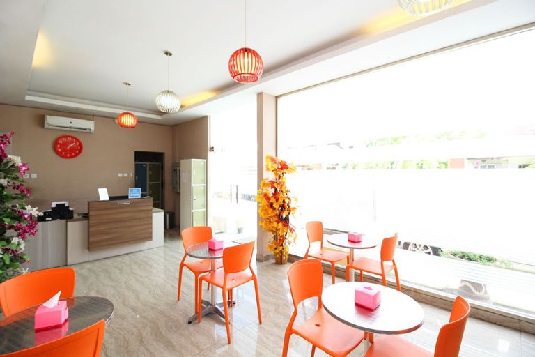 Public Area 2, Hanlis House Medan, Medan