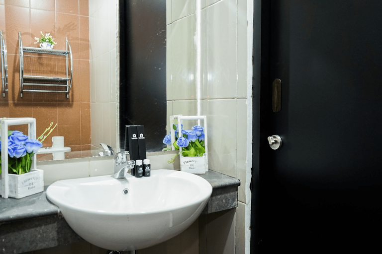 Bathroom 5